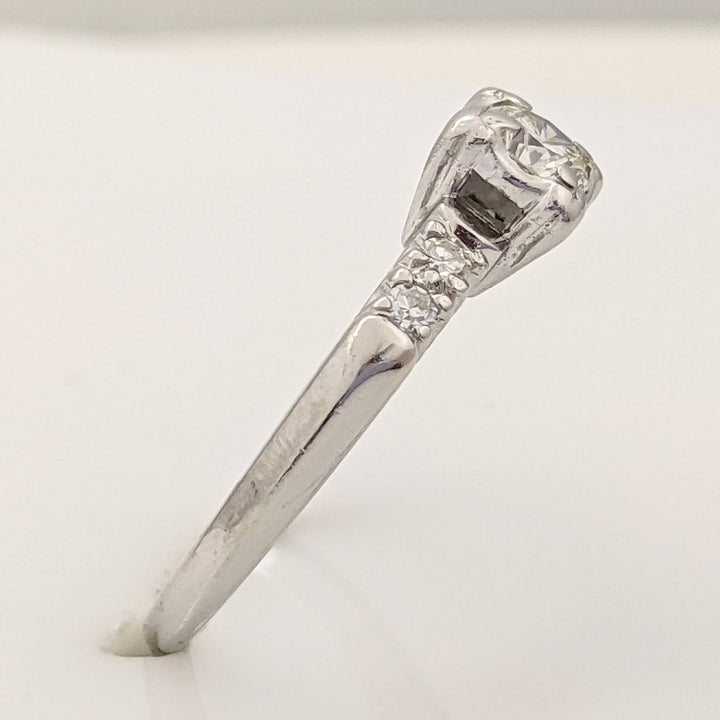 PLATINUM .38 CARAT TOTAL WEIGHT VS2-SI1 J DIAMOND ROUND (5) ESTATE RING 3.9 GRAMS