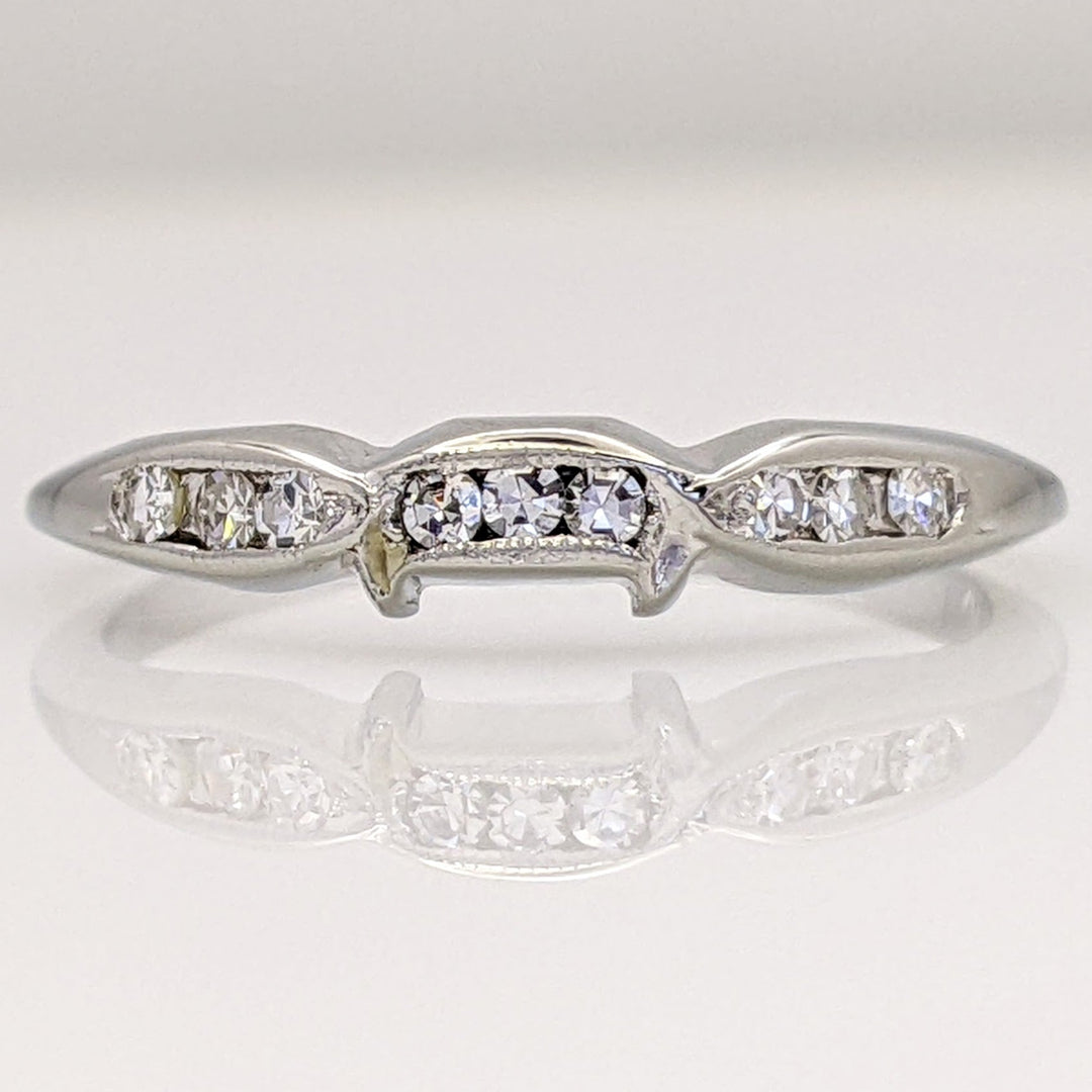 18K WHITE .10 CARAT TOTAL WEIGHT VS1 H DIAMOND ROUND (9) KNOTCHED ESTATE BAND 1.7 GRAMS