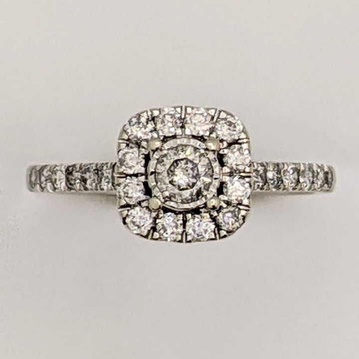 10K WHITE .69 CARAT TOTAL WEIGHT I1 I DIAMOND ROUND (27) ESTATE HALO RING 2.3 GRAMS