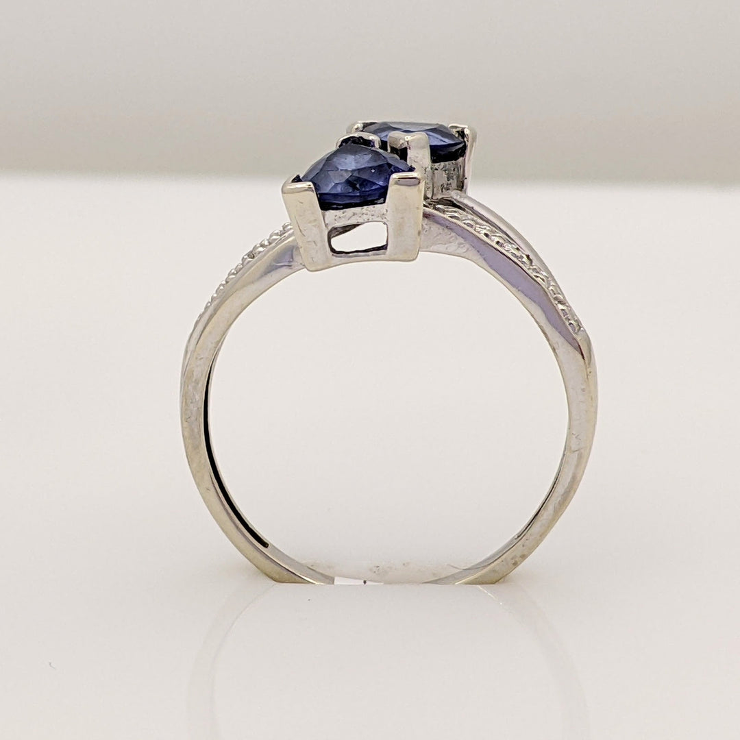 10K WHITE SYNTHETIC SAPPHIRE TRILLION-CUT (2) 5MM WITH (2) MELEE ESTATE RING 1.8 GRAMS