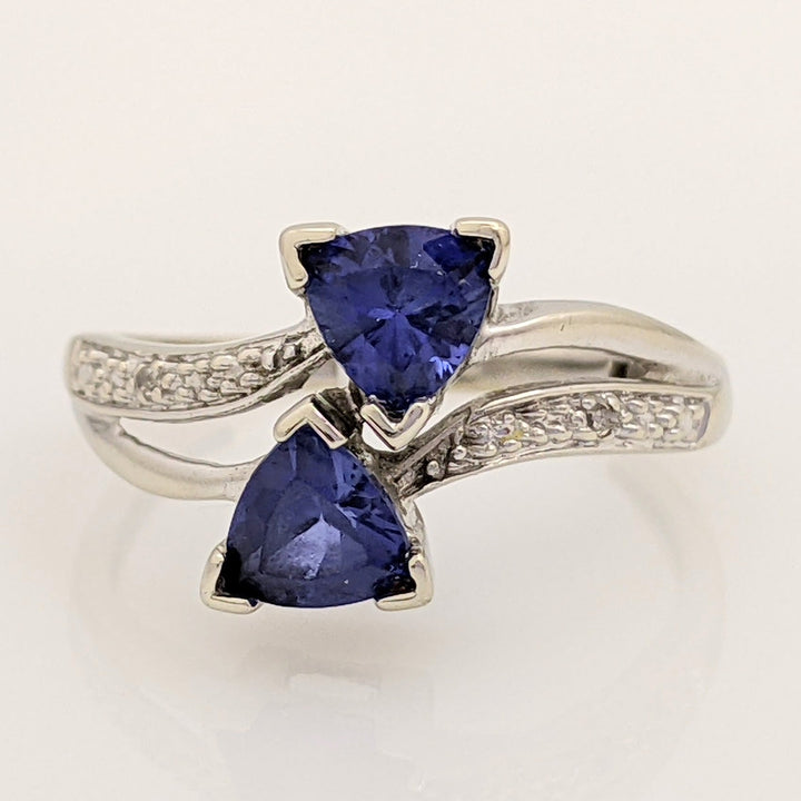 10K WHITE SYNTHETIC SAPPHIRE TRILLION-CUT (2) 5MM WITH (2) MELEE ESTATE RING 1.8 GRAMS