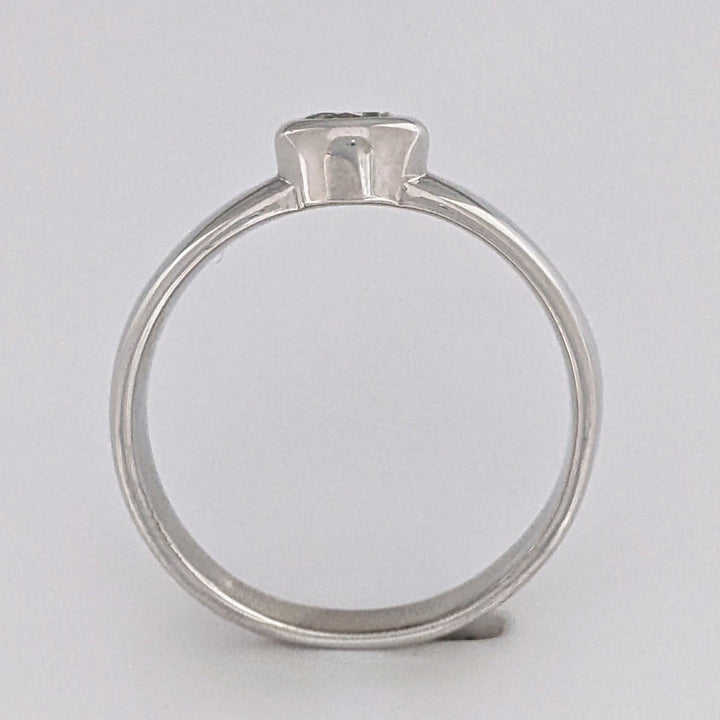 10K WHITE .34 CARAT TOTAL SI1 I DIAMOND ROUND BEZEL SET ESTATE RING 4.3 GRAMS
