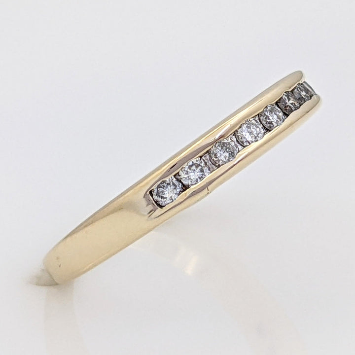 14K .24 CARAT TOTAL WEIGHT I1 H DIAMOND ROUND (12) ESTATE CHANNEL BAND 2.7 GRAMS