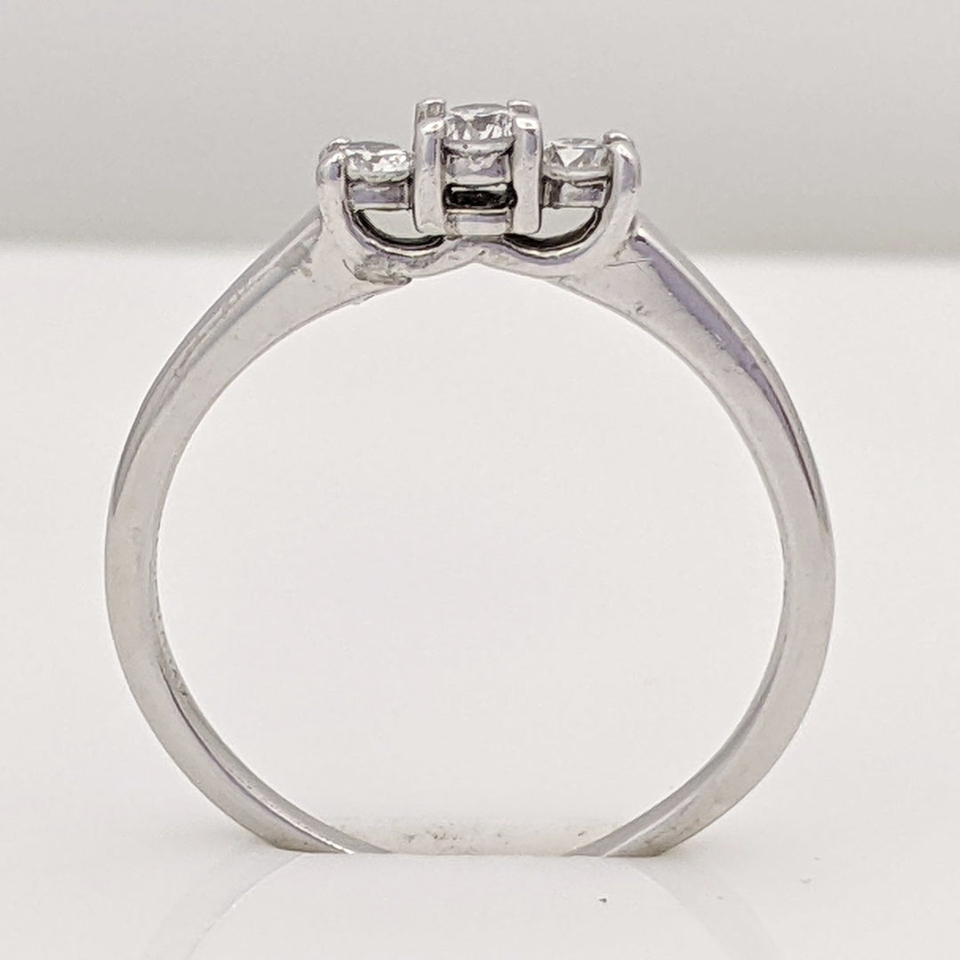 14K WHITE .22 CARAT TOTAL WEIGHT I1 G DIAMOND ROUND (3) TRINITY ESTATE RING 2.3 GRAMS