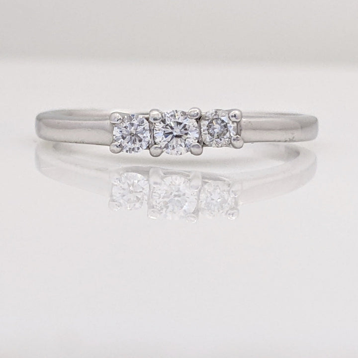 14K WHITE .22 CARAT TOTAL WEIGHT I1 G DIAMOND ROUND (3) TRINITY ESTATE RING 2.3 GRAMS
