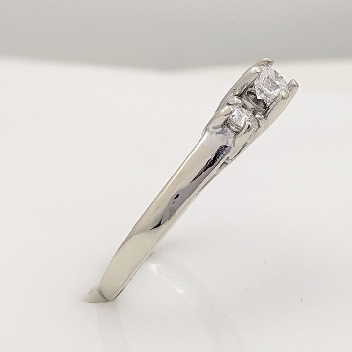 14K WHITE .42 CARAT TOTAL WEIGHT I1 G DIAMOND ROUND (3) TRINITY ESTATE RING 3.1 GRAMS