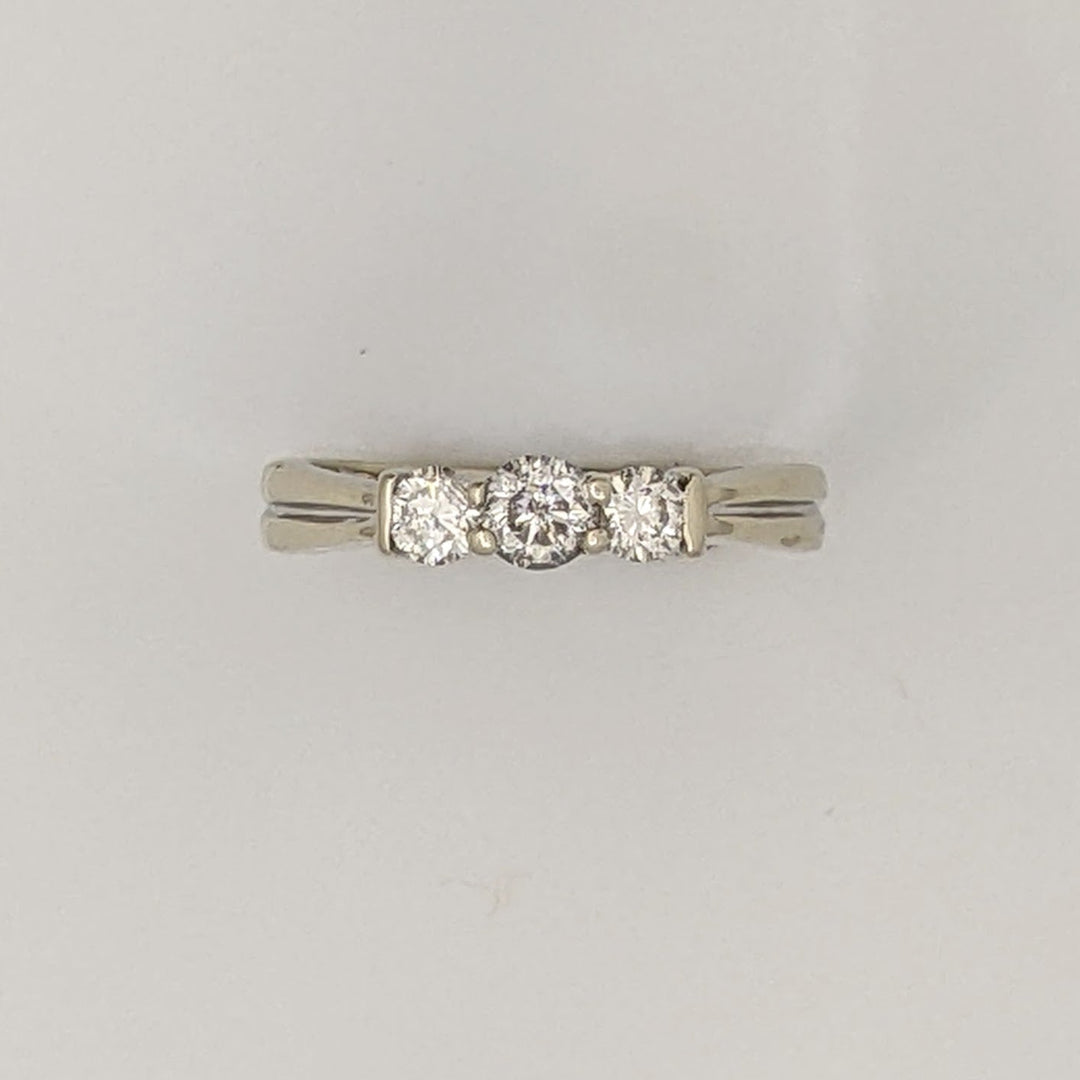 14K WHITE .44 CARAT TOTAL WEIGHT I1 I DIAMOND ROUND (3) TRINITY ESTATE RING 3.1 GRAMS