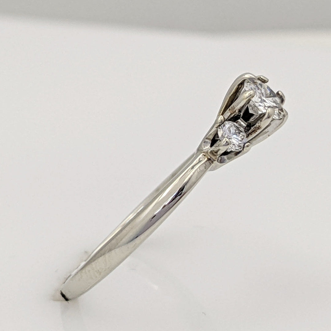 14K WHITE .50 CARAT TOTAL WEIGHT I1 H DIAMOND ROUND (3) ESTATE RING 1.8 GRAMS