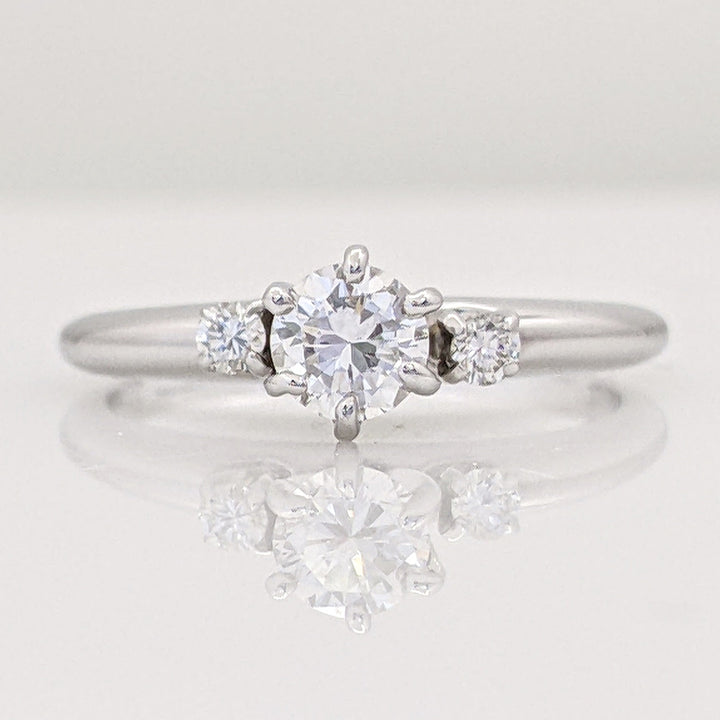 14K WHITE .38 CARAT TOTAL WEIGHT VS2 G DIAMOND ROUND (3) ESTATE RING 2.2 GRAMS