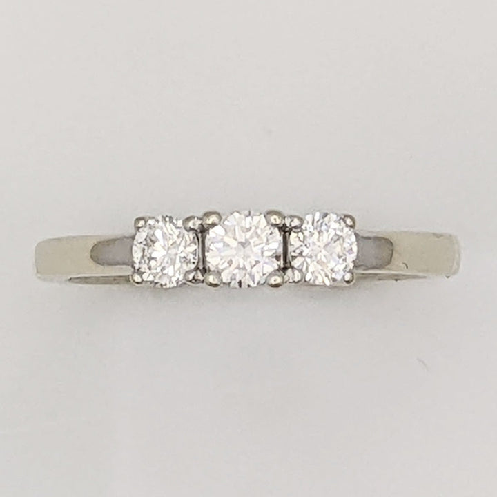18K WHITE .48 CARAT TOTAL WEIGHT SI2 G DIAMOND ROUND (3) FOREVER MARK TRINITY ESTATE 3.3 GRAMS