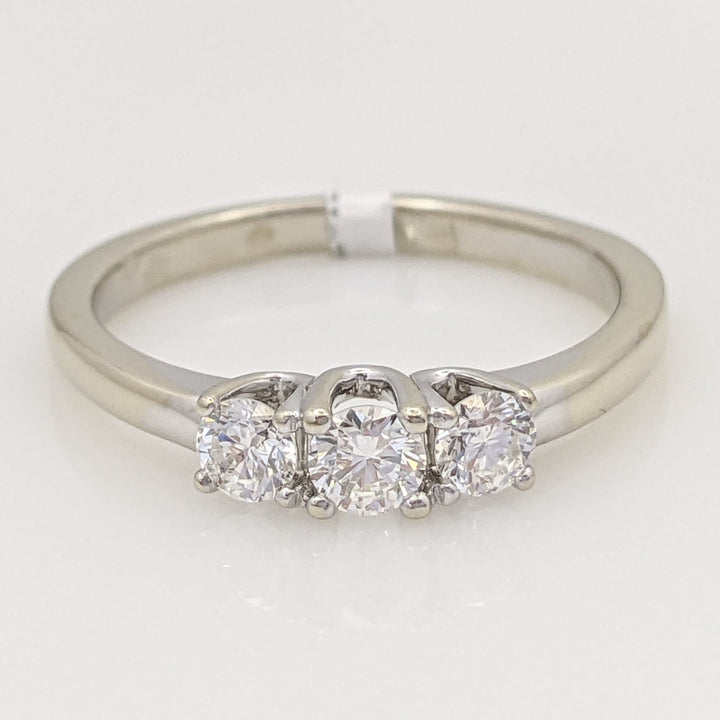18K WHITE .48 CARAT TOTAL WEIGHT SI2 G DIAMOND ROUND (3) FOREVER MARK TRINITY ESTATE 3.3 GRAMS