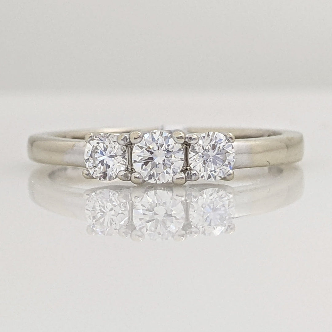 18K WHITE .48 CARAT TOTAL WEIGHT SI2 G DIAMOND ROUND (3) FOREVER MARK TRINITY ESTATE 3.3 GRAMS