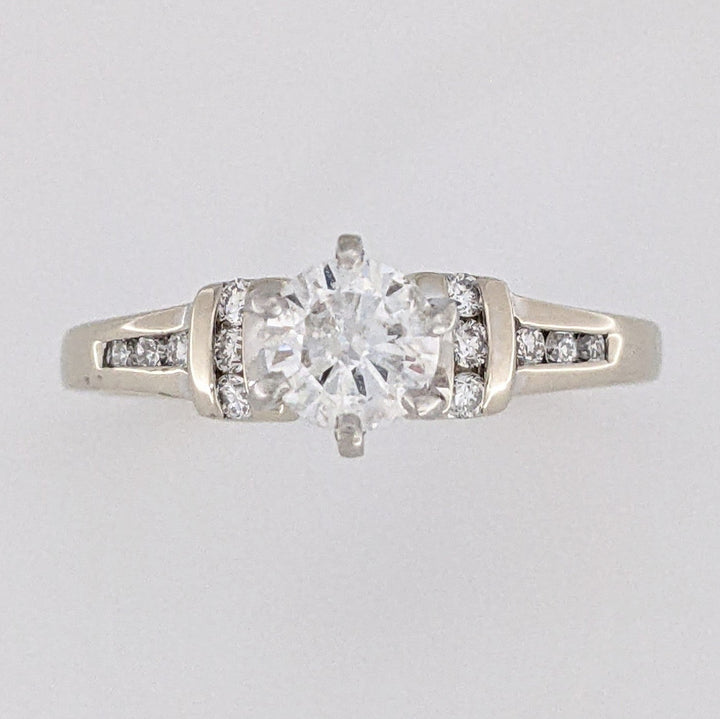 14K WHITE .91 CARAT TOTAL WEIGHT I1 H DIAMOND ROUND (13) ESTATE RING 4.4 GRAMS