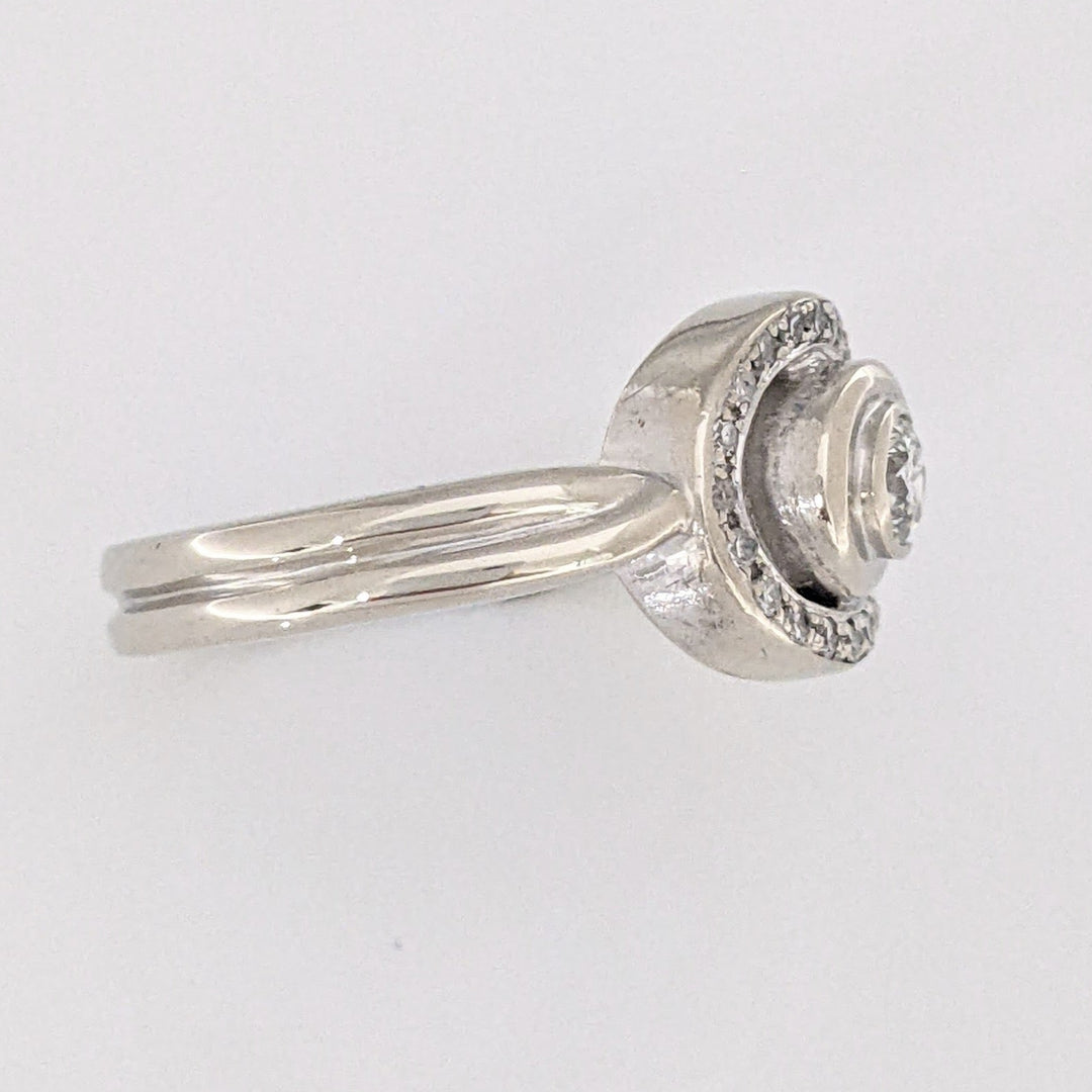10K .35 CARAT TOTAL WEIGHT I1 H DIAMOND ROUND (22) OPEN-TOP SWIRL ESTATE RING 4.7 GRAMS