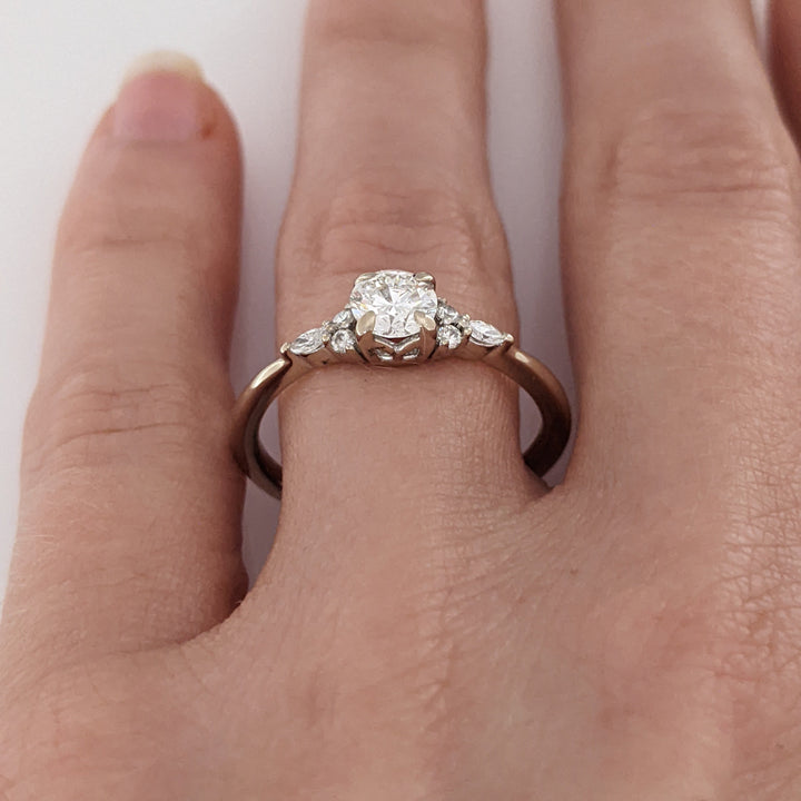 14K WHITE .62 CARAT TOTAL WEIGHT DIAMOND ROUND (5) MARQUISE (2) ESTATE RING 2.9 GRAMS