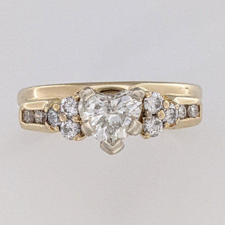 14K .89 CARAT TOTAL WEIGHT I1 I DIAMOND HEART (1) ROUND (10) ESTATE RING 4.5 GRAMS