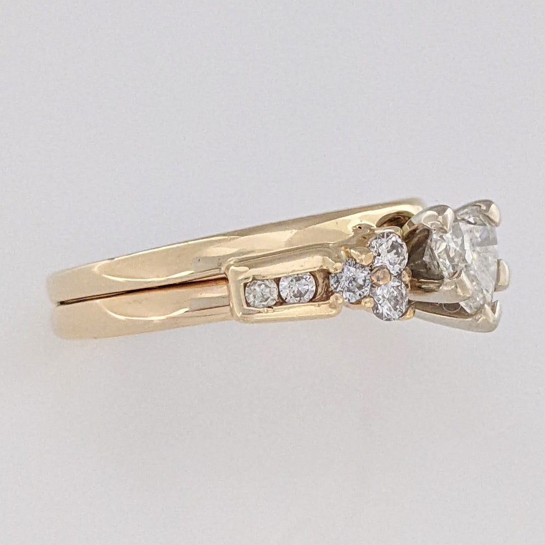 14K .89 CARAT TOTAL WEIGHT I1 I DIAMOND HEART (1) ROUND (10) ESTATE RING 4.5 GRAMS