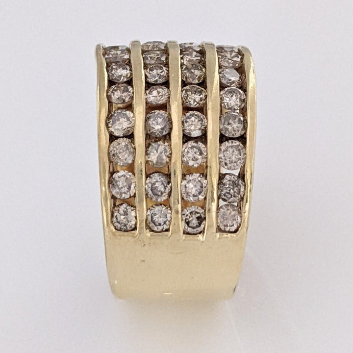 10K 1.92 CARAT TOTAL WEIGHT I2 M DIAMOND ROUND (48) 4-ROW ESTATE CHANNEL BAND 7.6 GRAMS