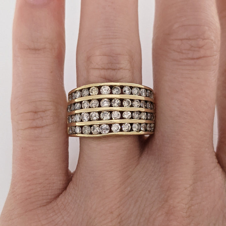 10K 1.92 CARAT TOTAL WEIGHT I2 M DIAMOND ROUND (48) 4-ROW ESTATE CHANNEL BAND 7.6 GRAMS