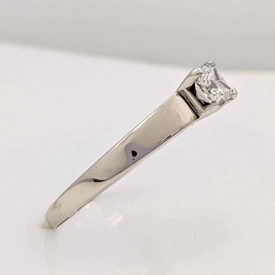 14K WHITE .72 CARAT TOTAL I1 H DIAMOND PRINCESS CUT SOLITAIRE ESTATE RING 3.9 GRAMS