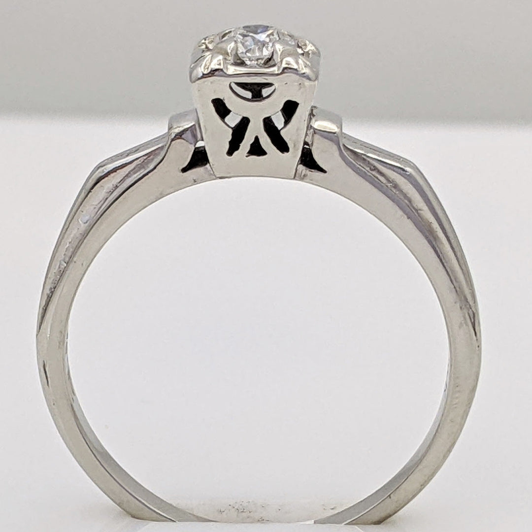 14K WHITE .10 CARAT TOTAL I1 H DIAMOND ROUND BOXHEAD ESTATE RING 2.2 GRAMS