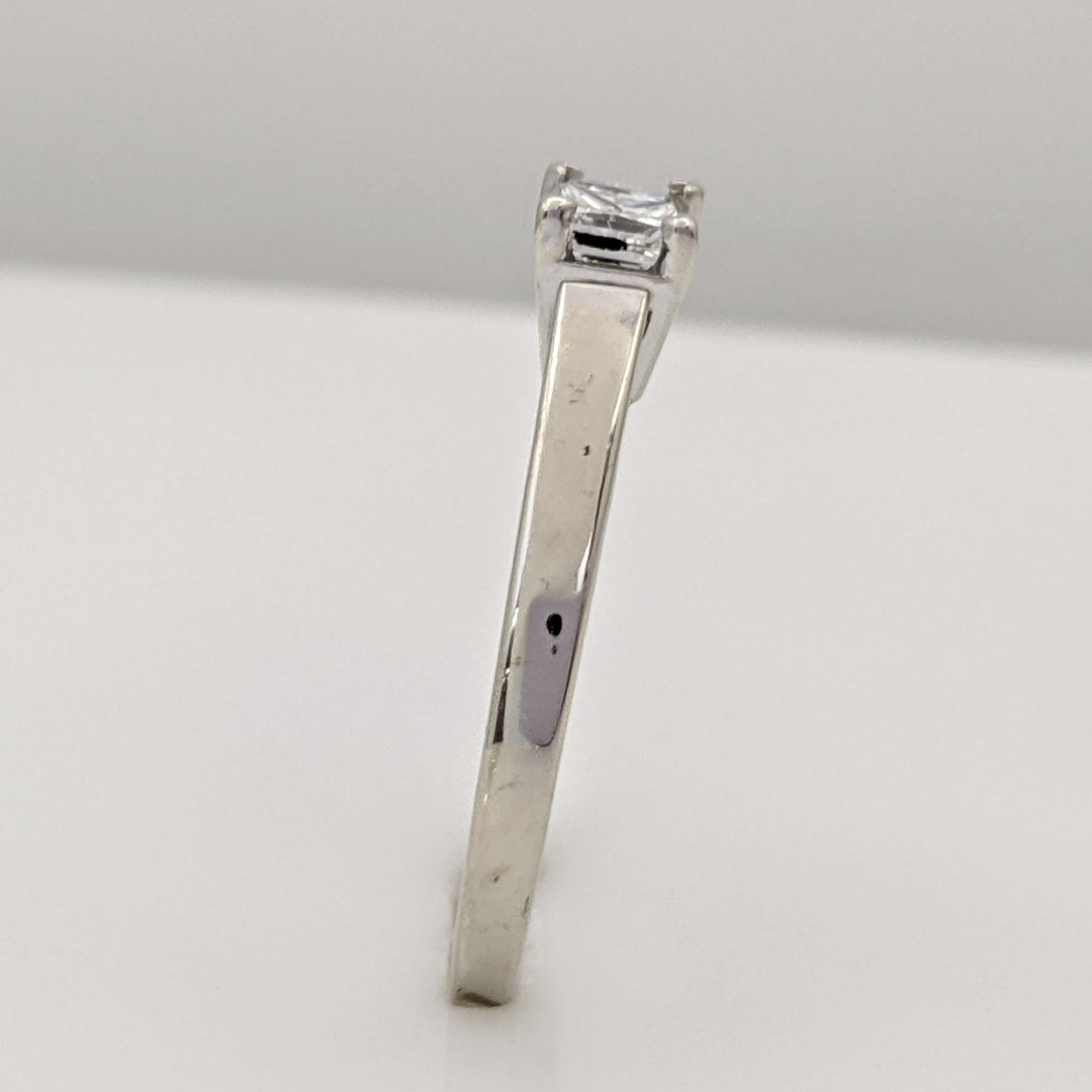 14K WHITE .40 CARAT TOTAL SI2 I DIAMOND PRINCESS CUT ESTATE RING 2.3 GRAMS