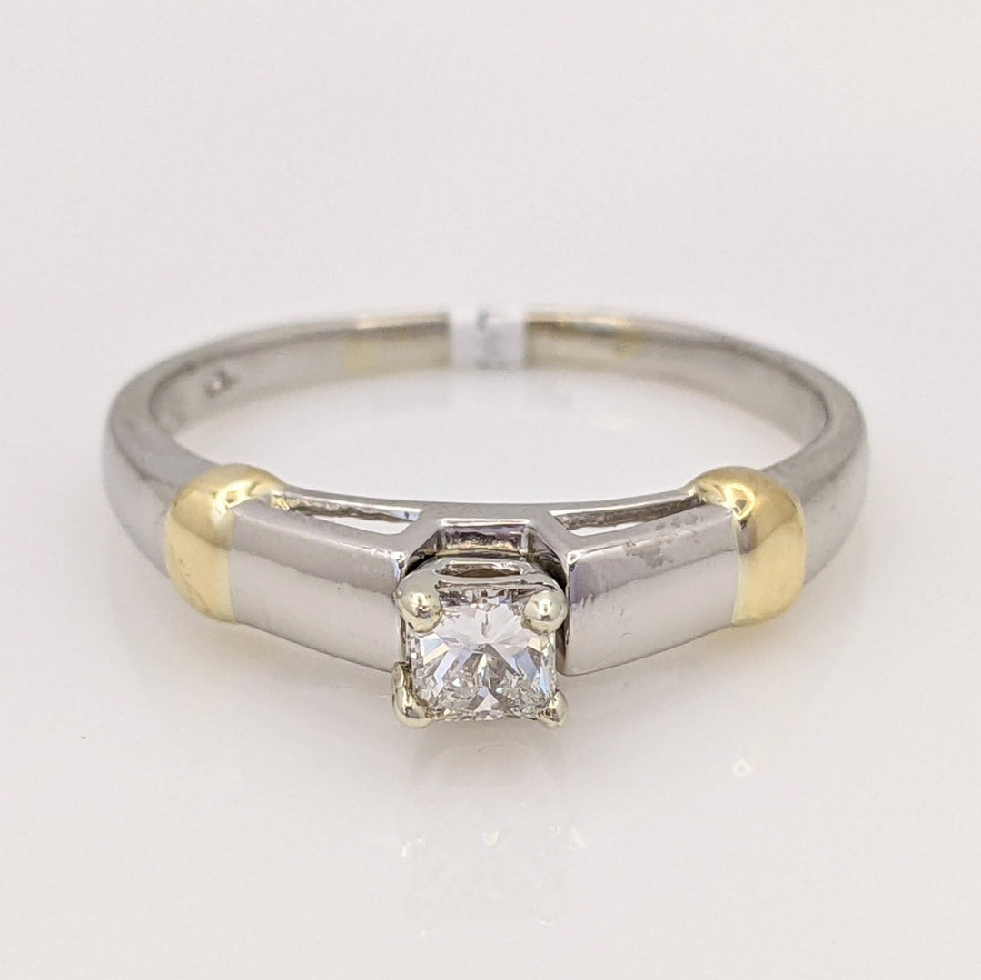 14K TWO-TONE .25 CARAT TOTAL I1 I DIAMOND PRINCESS CUT ESTATE RING 5.3 GRAMS