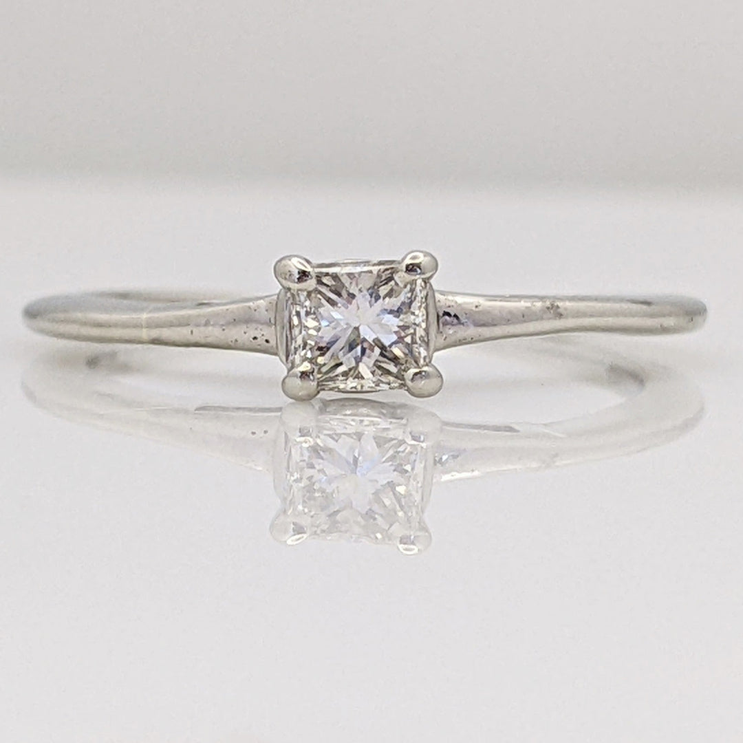 14K WHITE .21 CARAT TOTAL SI1 F DIAMOND PRINCESS CUT SOLITAIRE ESTATE RING 1.8 GRAMS