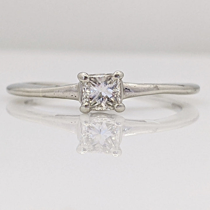 14K WHITE .21 CARAT TOTAL SI1 F DIAMOND PRINCESS CUT SOLITAIRE ESTATE RING 1.8 GRAMS
