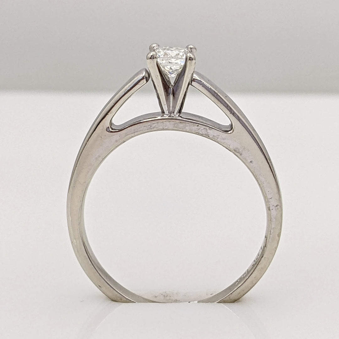 14K WHITE .18 CARAT TOTAL I1 H DIAMOND PRINCESS CUT RAISED SHANK SOLITAIRE ESTATE RING 2.5 GRAMS