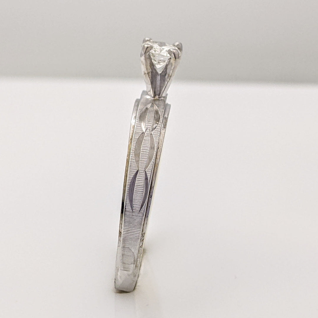 14K TWO-TONE .28 CARAT TOTAL SI I ROUND SOLITAIRE DIAMOND ESTATE 2.9 GRAMS