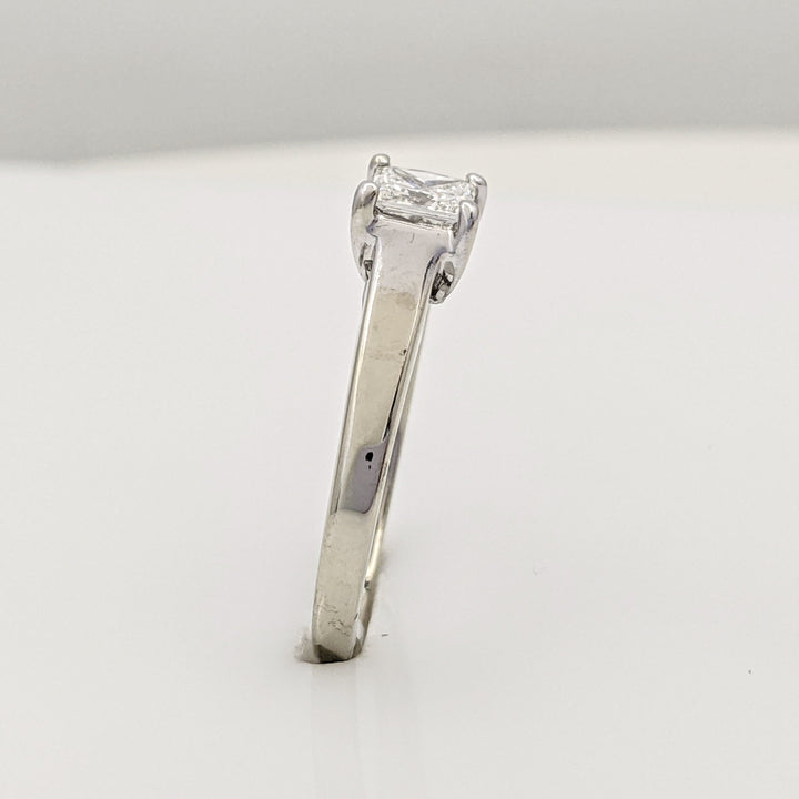 14K WHITE .38 CARAT TOTAL I1 J DIAMOND PRINCESS CUT SOLITAIRE ESTATE RING 1.9 GRAMS