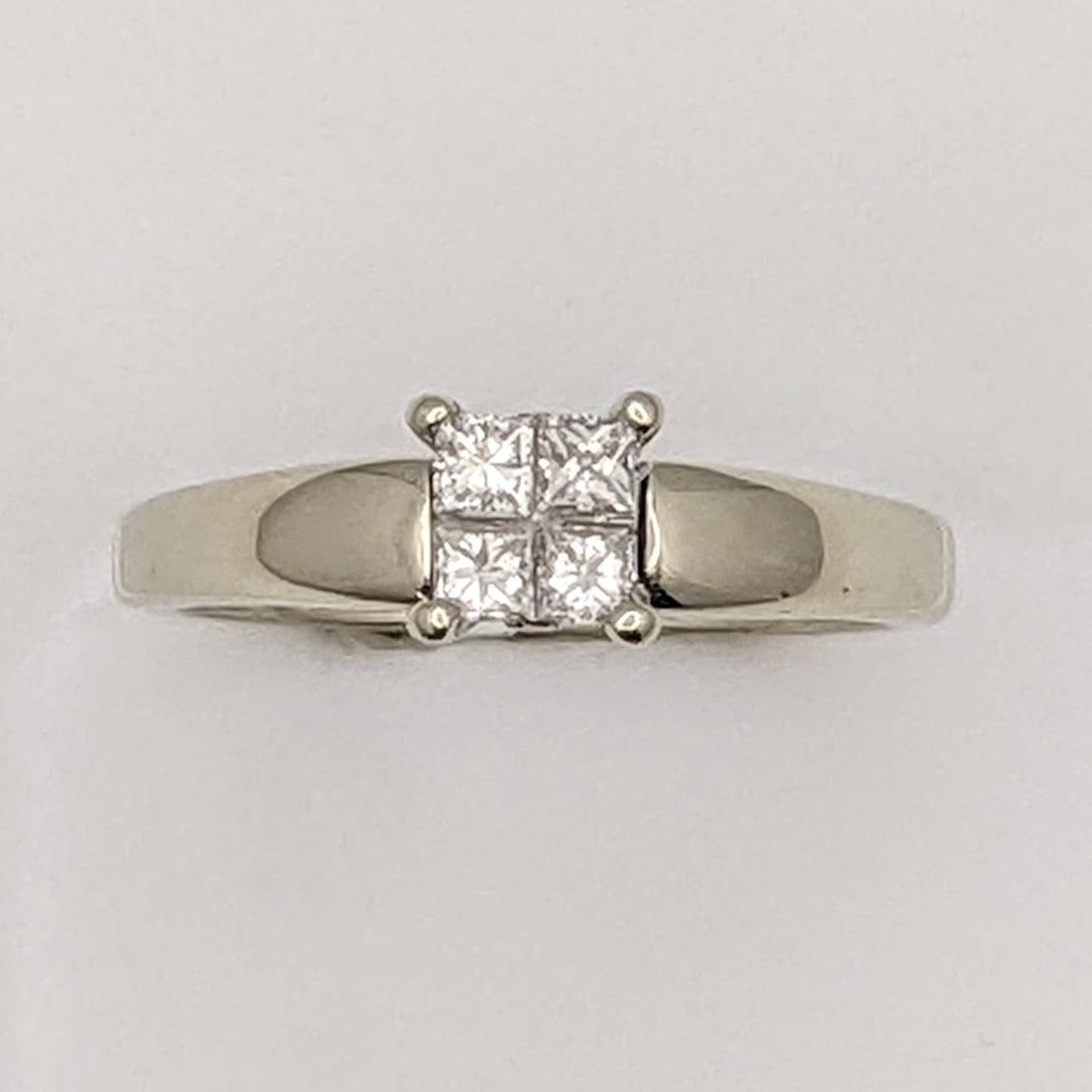 14K WHITE .36 CARAT TOTAL WEIGHT SI1 G DIAMOND PRINCESS CUT (4) ESTATE RING 2.9 GRAMS