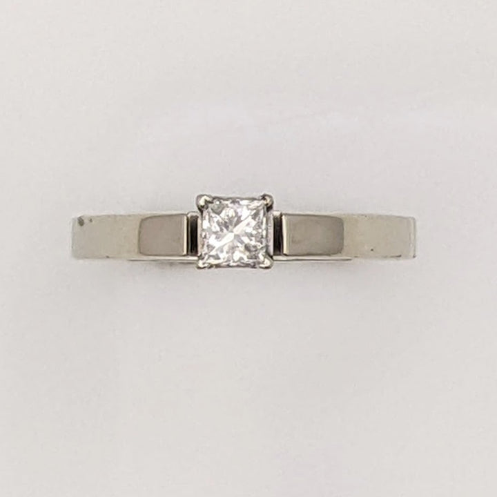 14K WHITE .22 CARAT TOTAL I1 I DIAMOND PRINCESS CUT SOLITAIRE ESTATE RING 3.2 GRAMS