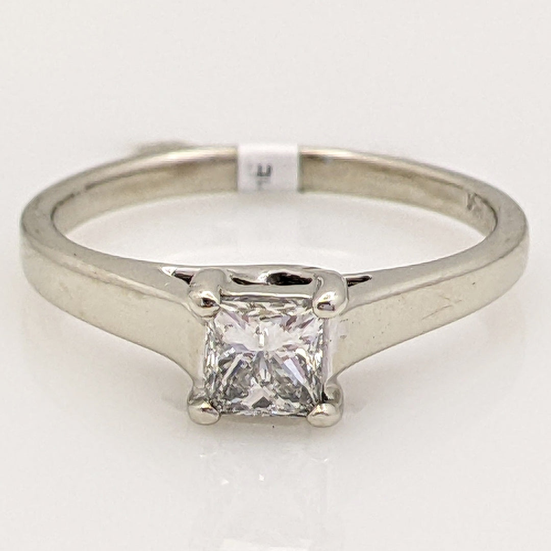 14K WHITE .38 CARAT TOTAL SI2 E DIAMOND PRINCESS CUT SOLITAIRE ESTATE RING 3.0 GRAMS