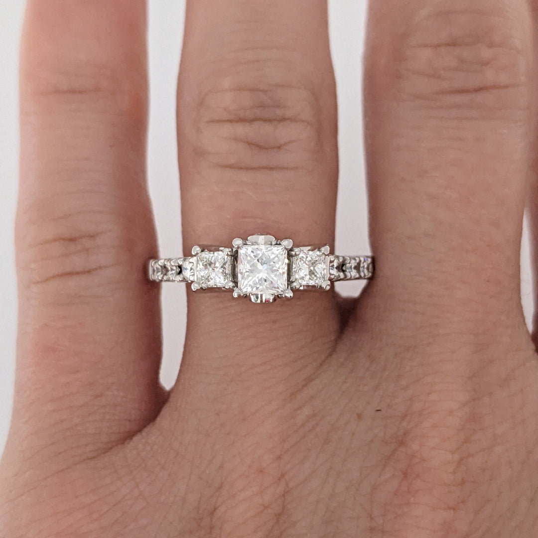 14K WHITE .97 CARAT TOTAL WEIGHT SI2 H DIAMOND PRINCESS CUT (3) ROUND (8) ESTATE HALO LEO RING 4.8 GRAMS