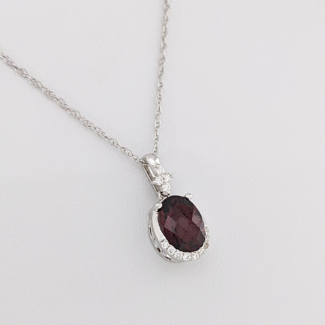 14K WHITE GARNET OVAL 1.32 CARAT TOTAL WITH .08 DIAMOND TOTAL WEIGHT ESTATE PENDANT & CHAIN 2.0 GRAMS