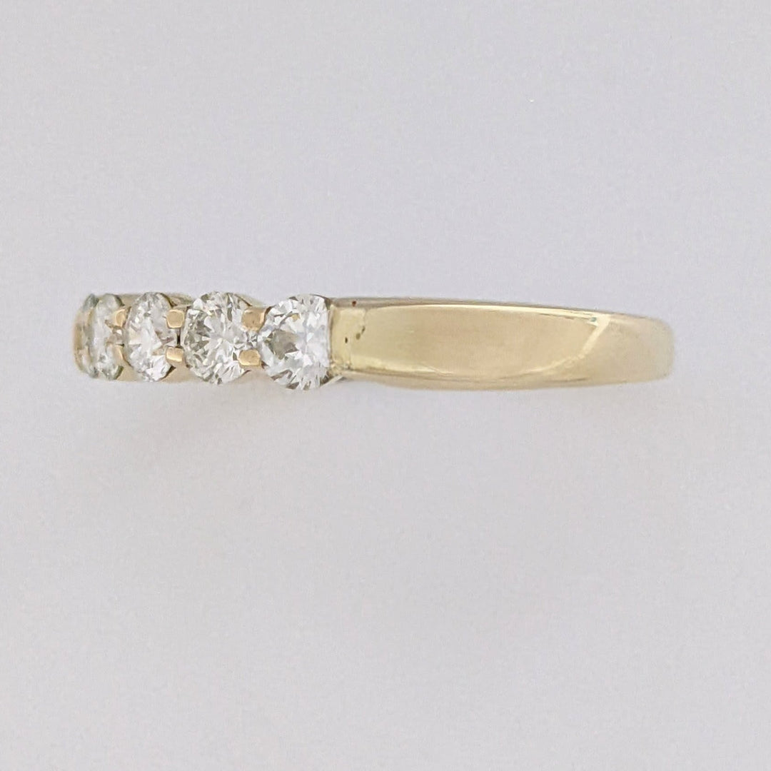14K .50 CARAT TOTAL WEIGHT VS2 K DIAMOND ROUND (5) ESTATE BAND 2.4 GRAMS