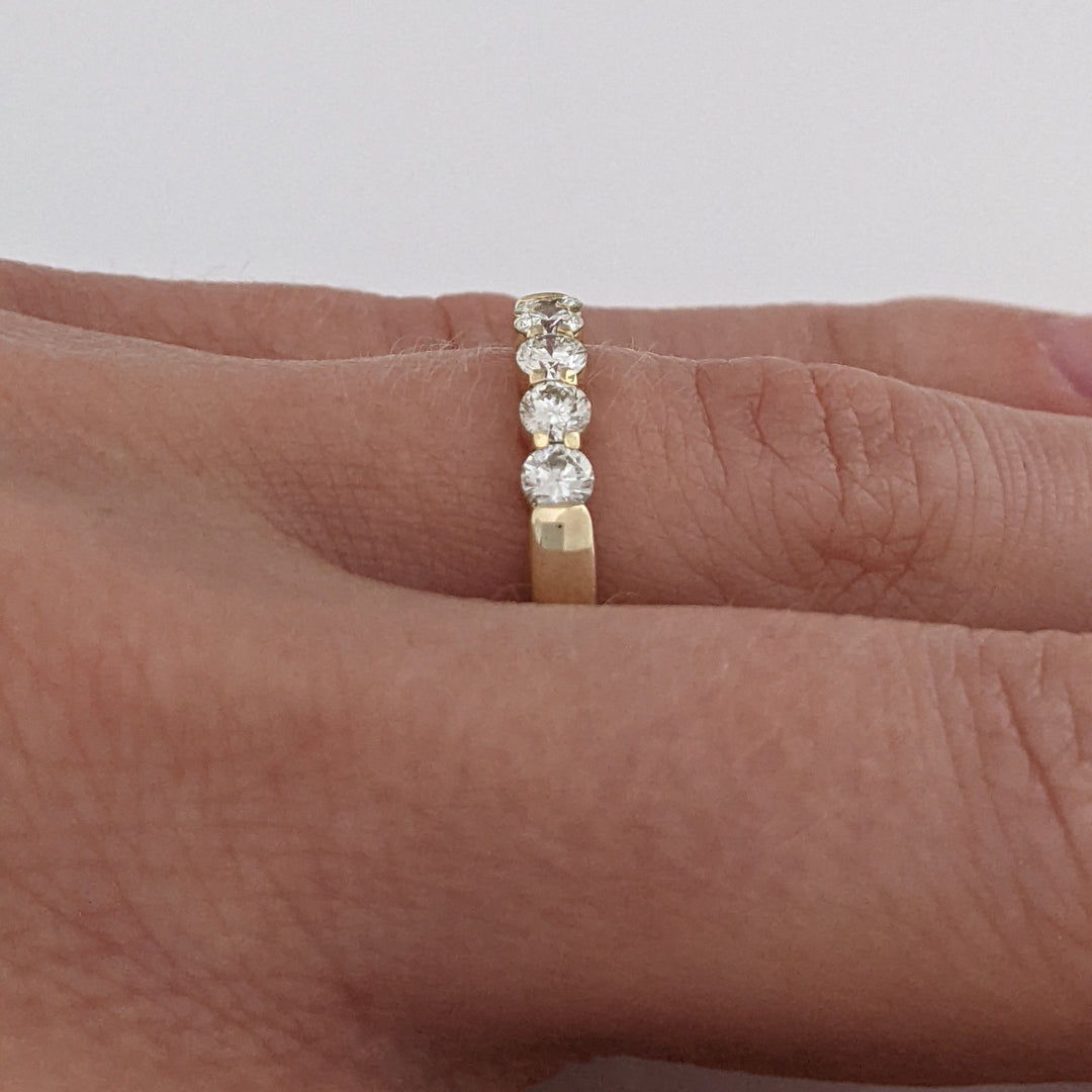 14K .50 CARAT TOTAL WEIGHT VS2 K DIAMOND ROUND (5) ESTATE BAND 2.4 GRAMS