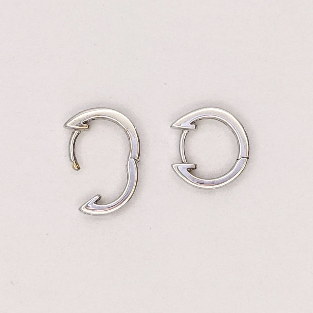 10K WHITE DIAMOND ROUND BAGUETTE CHANNEL SET ESTATE HOOP EARRINGS 1.6 GRAMS