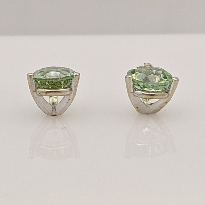 14K WHITE LIGHT GREEN TOURMALINE ROUND 6.5MM ESTATE STUD EARRINGS 1.8 GRAMS
