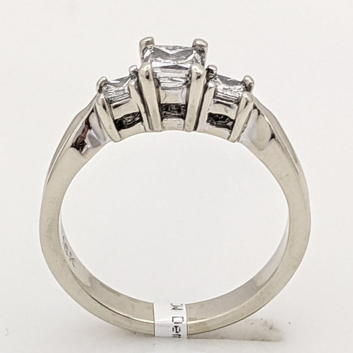 18K WHITE .53 CARAT TOTAL WEIGHT SI2 G DIAMOND PRINCESS CUT (3) ESTATE TRINITY RING 4.4 GRAMS