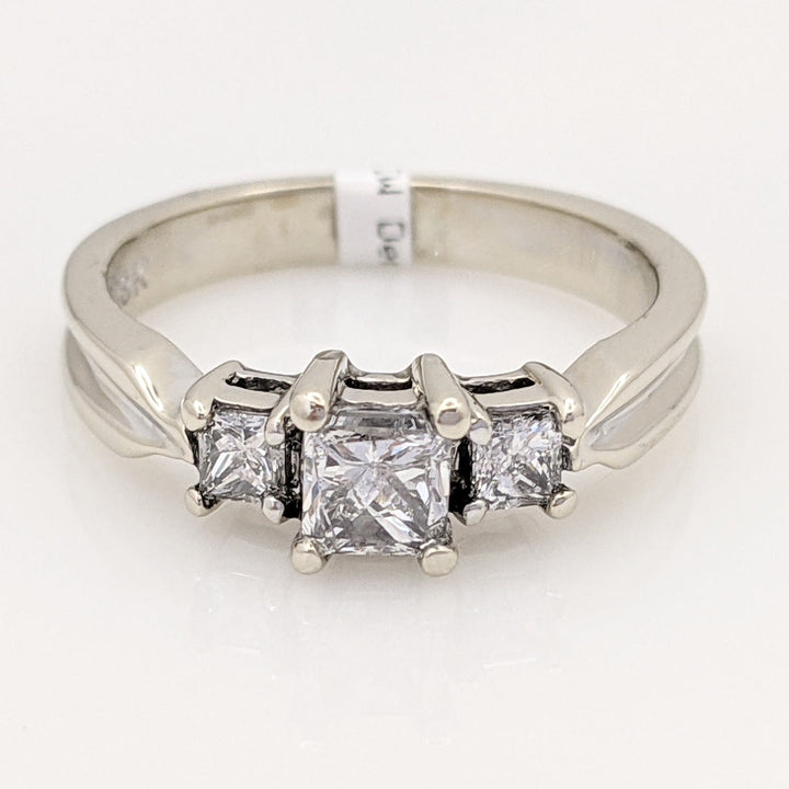 18K WHITE .53 CARAT TOTAL WEIGHT SI2 G DIAMOND PRINCESS CUT (3) ESTATE TRINITY RING 4.4 GRAMS