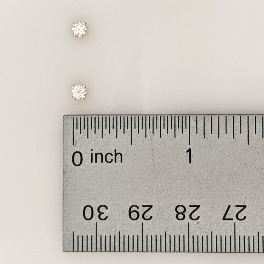 14K .24 CARAT TOTAL WEIGHT I1 I DIAMOND ROUND (2) ESTATE STUD EARRINGS 0.5 GRAMS