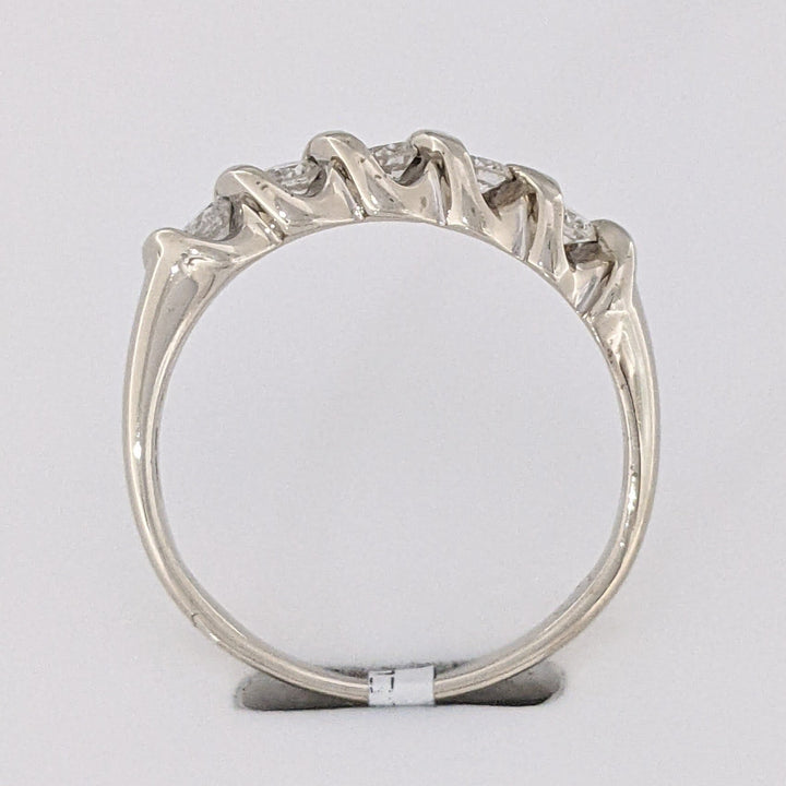 14K WHITE .20 CARAT TOTAL WEIGHT I1 I DIAMOND ROUND (5) SWIRL TOP ESTATE BAND 2.8 GRAMS