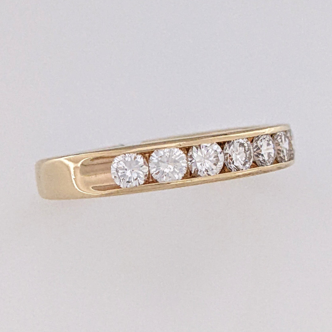 14K 1.00 CARAT TOTAL WEIGHT SI1 H DIAMOND ROUND (8) ESTATE CHANNEL BAND 3.2 GRAMS