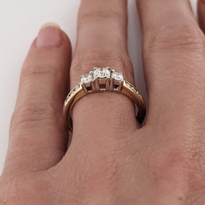 14K .30 CARAT TOTAL WEIGHT SI1 I DIAMOND ROUND (9) ESTATE TRINITY RING 2.8 GRAMS