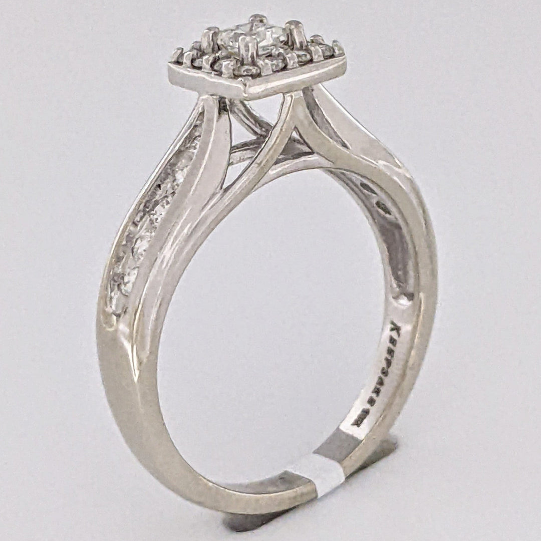 10K WHITE .36 CARAT TOTAL WEIGHT VS2 H DIAMOND PRINCESS CUT (1) ROUND (22) ESTATE HALO RING 3.5 GRAMS