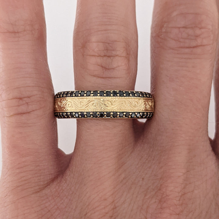 14K BLACK DIAMOND ROUND (48) ETCHED ESTATE BAND 7.5 GRAMS