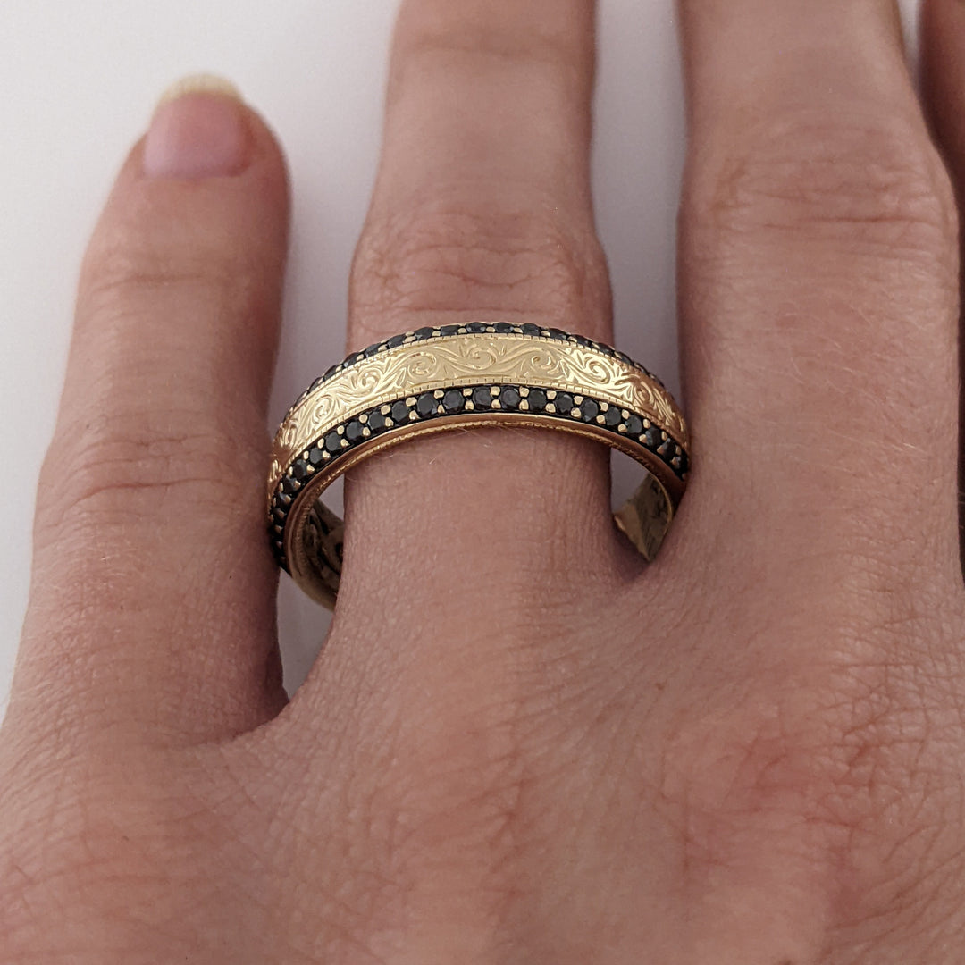 14K BLACK DIAMOND ROUND (48) ETCHED ESTATE BAND 7.5 GRAMS